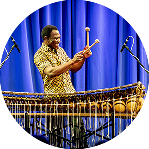 Aly-Keita-et-Balafon